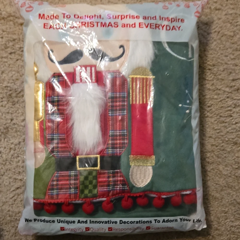 NIB 48in Nutcracker Christmas Tree Skirt - Picture 9 of 9
